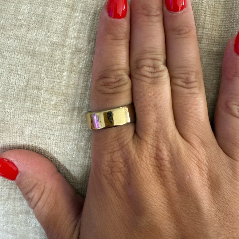 Gold Oura Ring 4 (size 9)